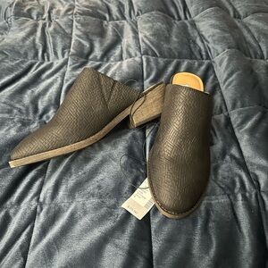 Maurice’s “Dylan” Mules